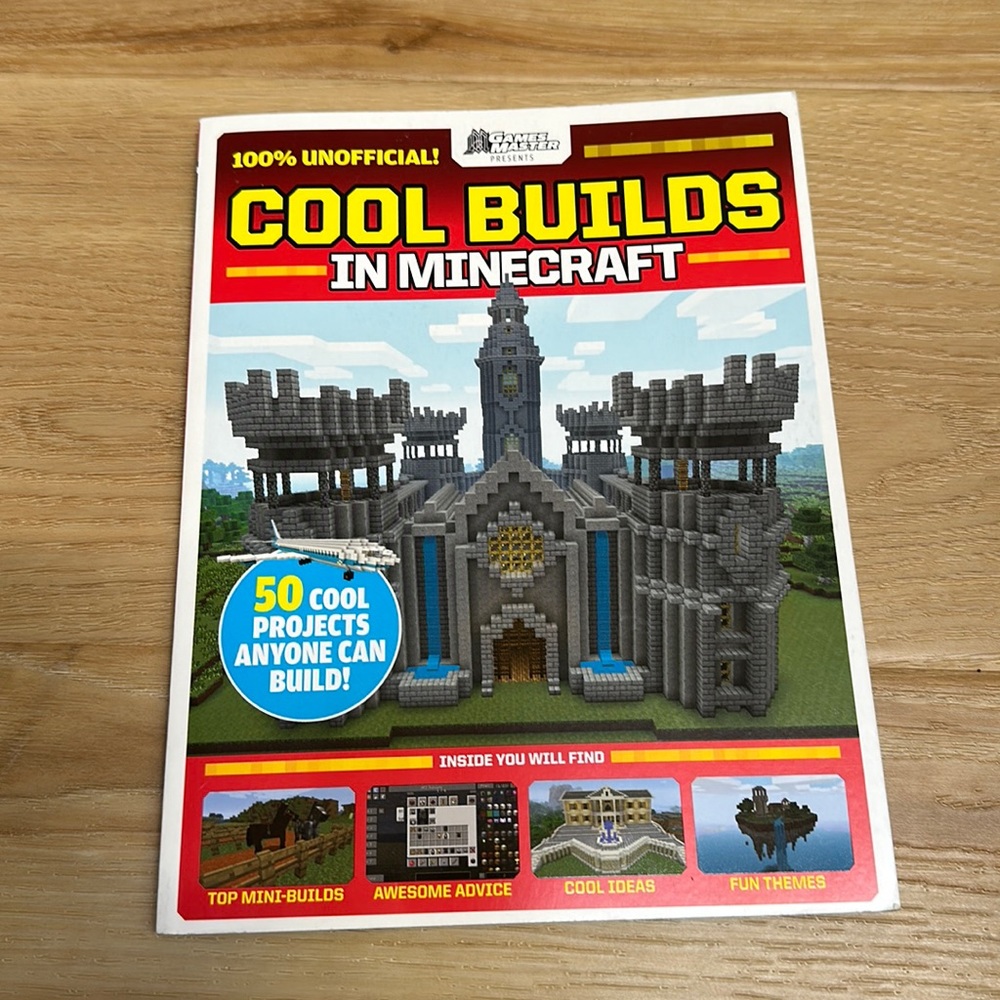 5/$10 Cool Builds in Minecraft paperback book